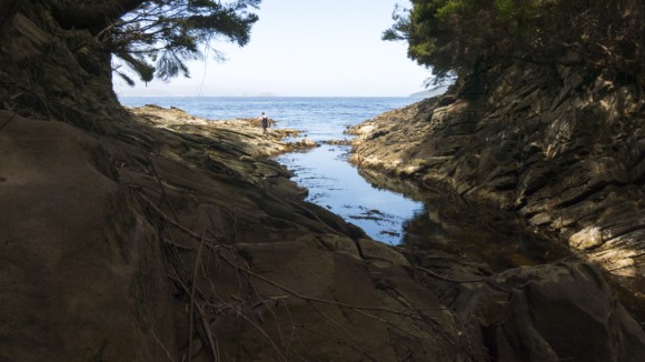 Finally back on the coast again at Little Deadmans Bay.